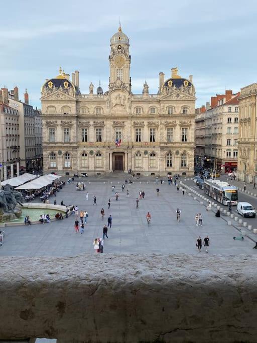 Grand Balcon Place Des Terreaux Lyon Exterior foto